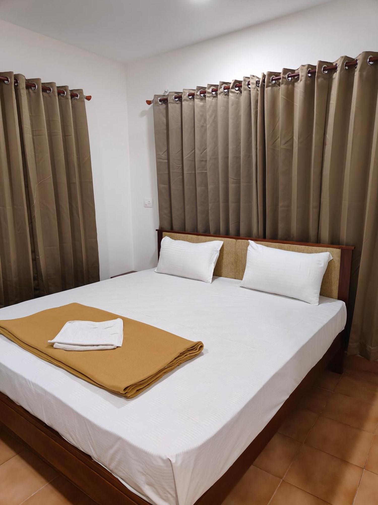 Hotel Nova Kochi Zewnętrze zdjęcie